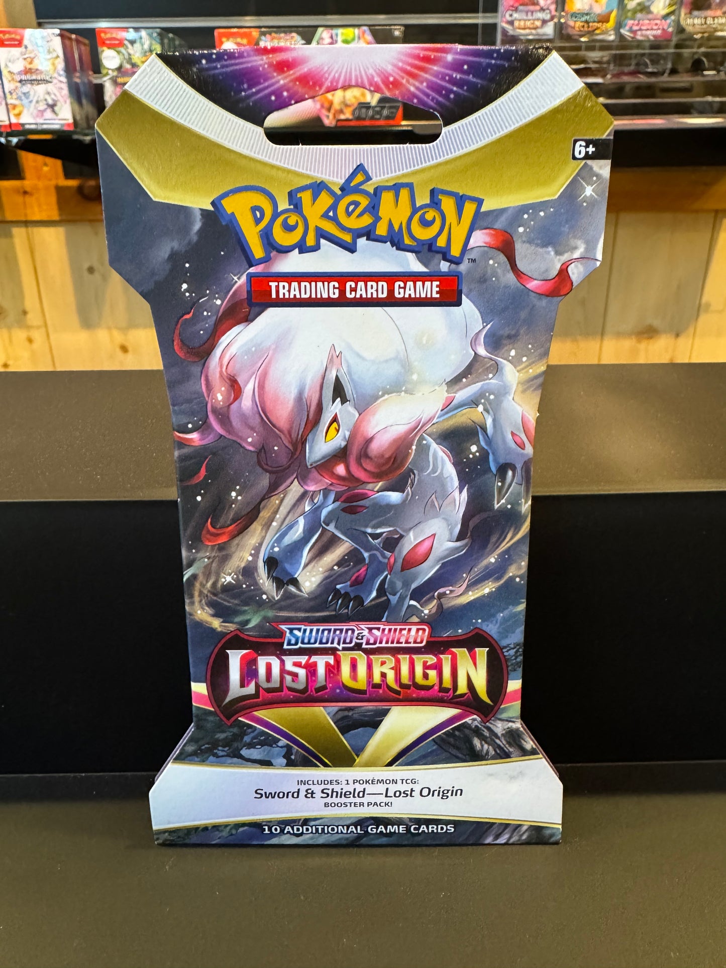 Pokémon TCG - Lost Origin Sleeved Booster