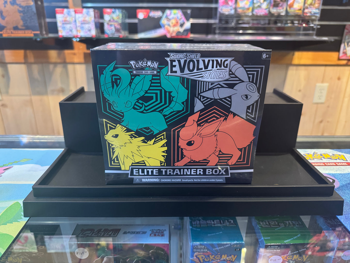 Pokémon TCG - Evolving Skies Elite Trainer Box
