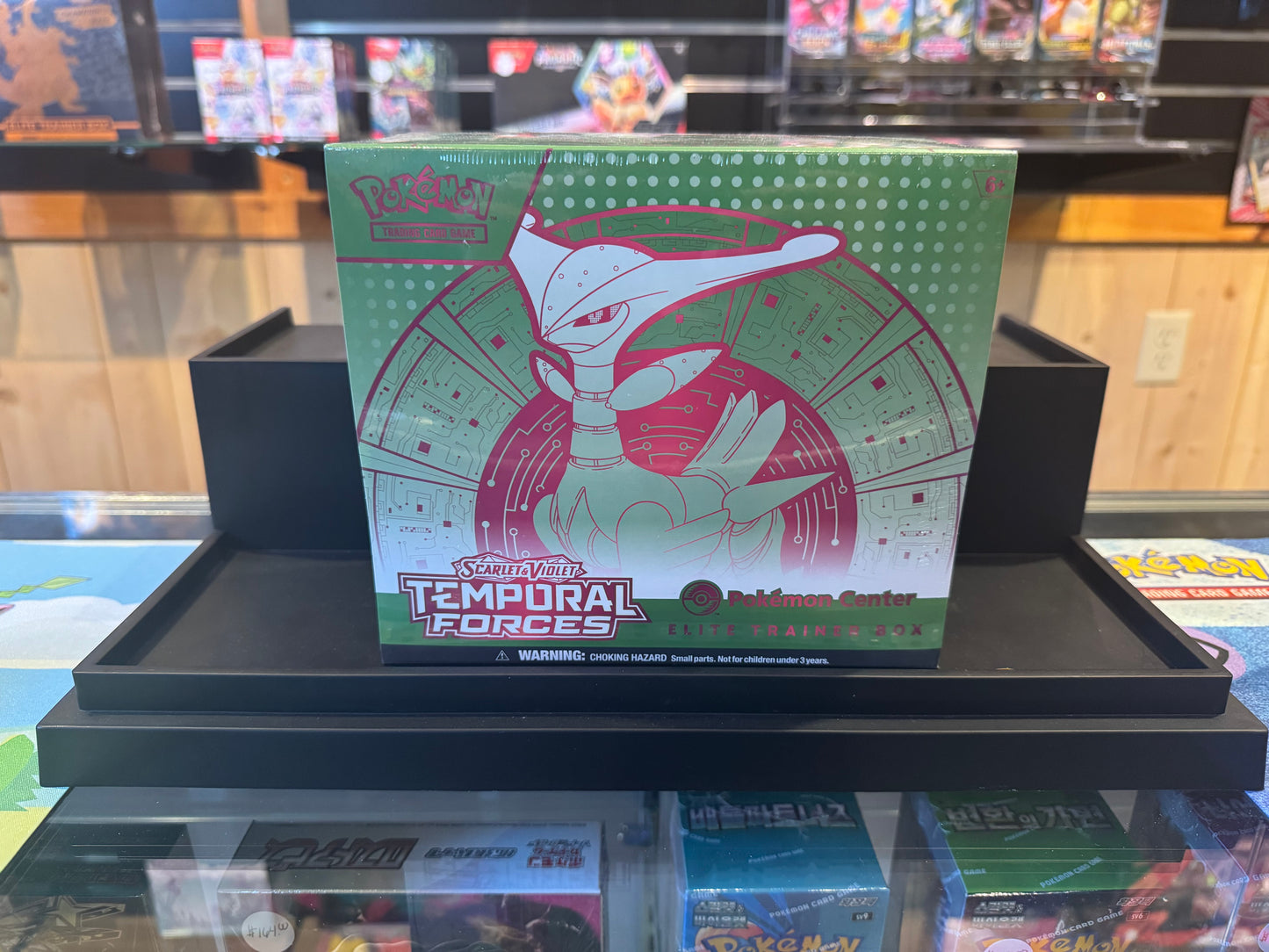 Pokémon TCG - Temporal Forces Elite Trainer Box (Iron Leaves) - Pokémon Center Exclusive