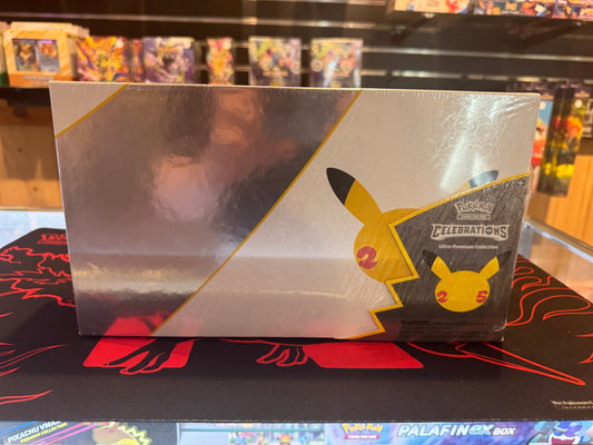 Pokémon TCG - Celebrations Ultra Premium Collection