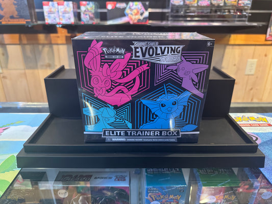 Pokémon TCG - Evolving Skies Elite Trainer Box