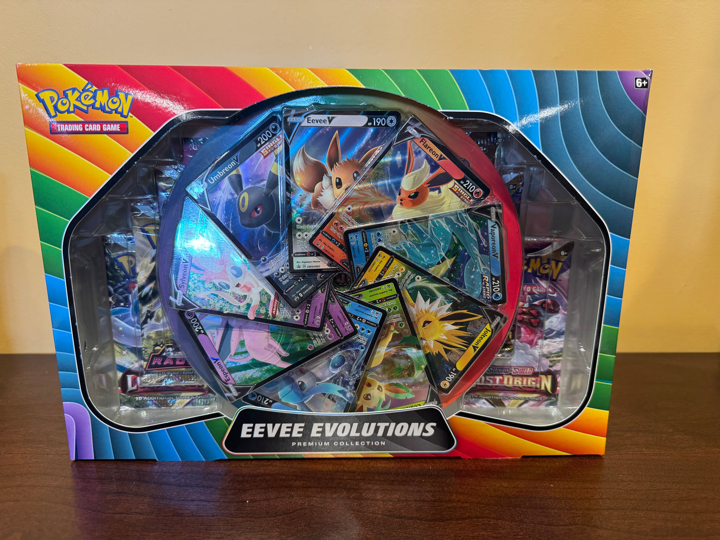 Pokémon TCG - Eevee Evolutions Premium Collection